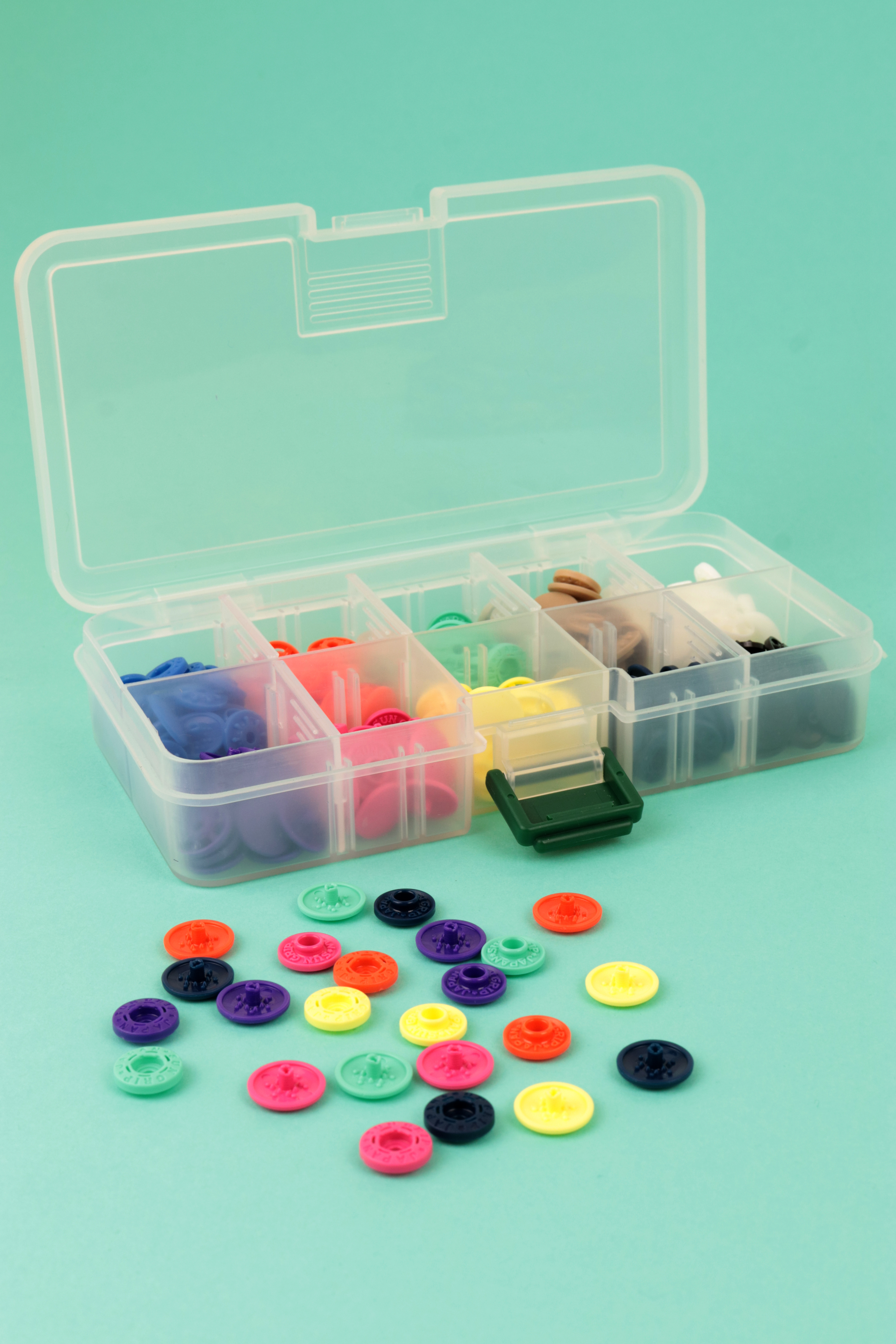 "FINGER SNAP" BUTTON 13mm 1/2"-BOX OF 80 assorted