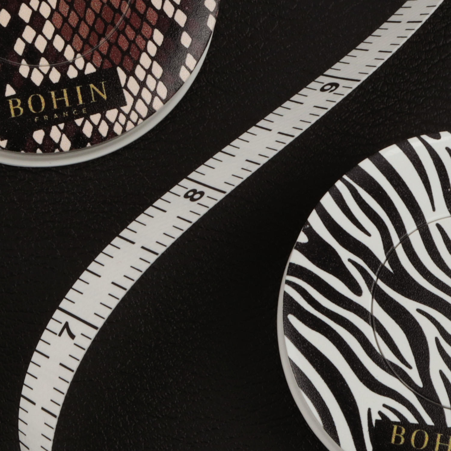 TAPE MEASURE "WILD WORLD" Designs - Disp.x14