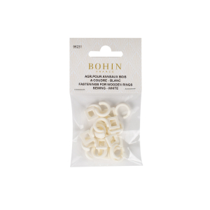 Plastic fastening for wooden rings 